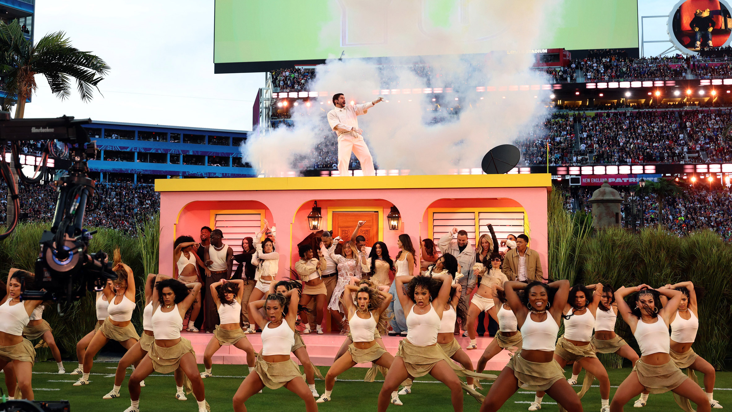 O palco do Super Bowl de Bad Bunny cria uma “jornada surreal” por Porto Rico