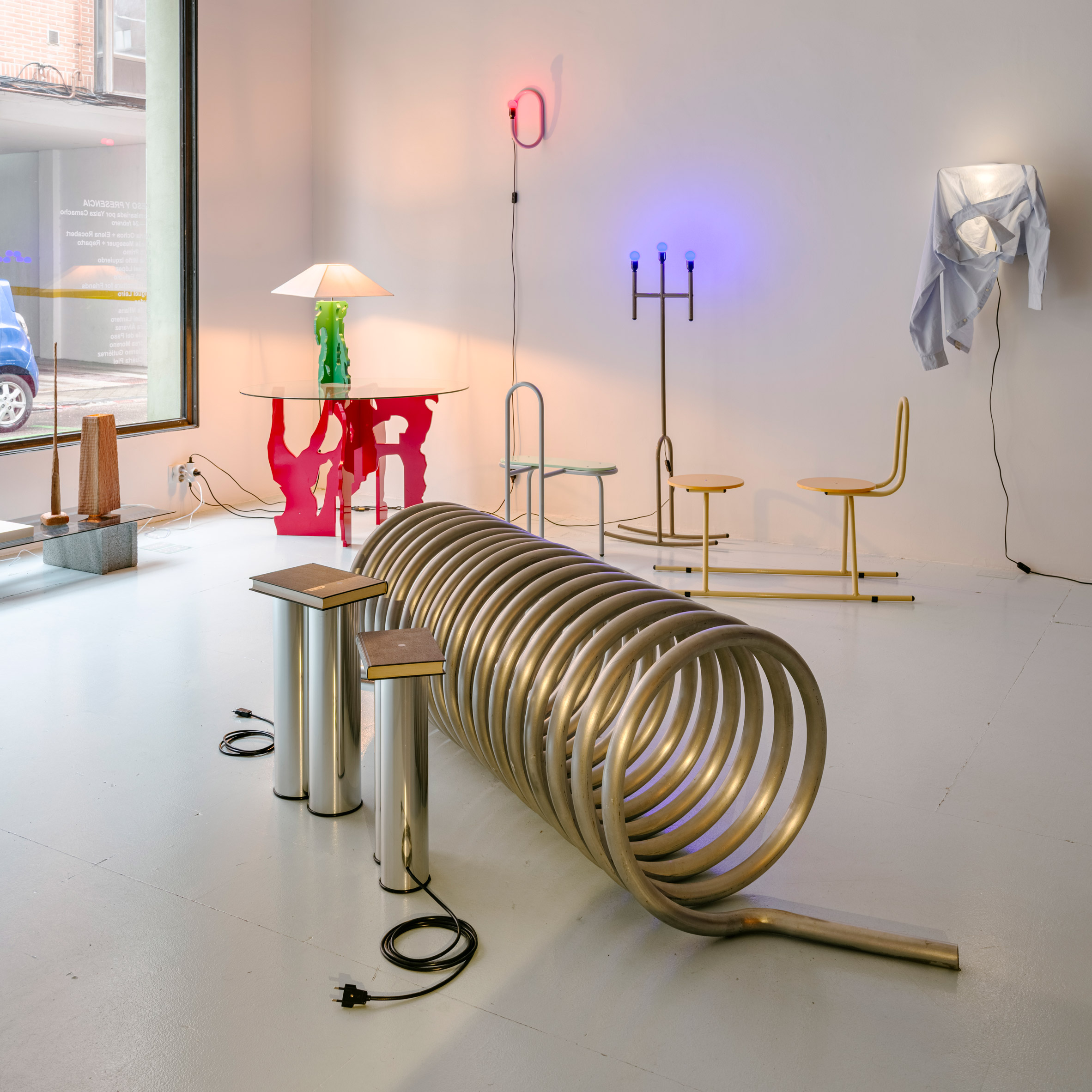 Exposição do Festival de Design de Madrid desafia a “superprodução”