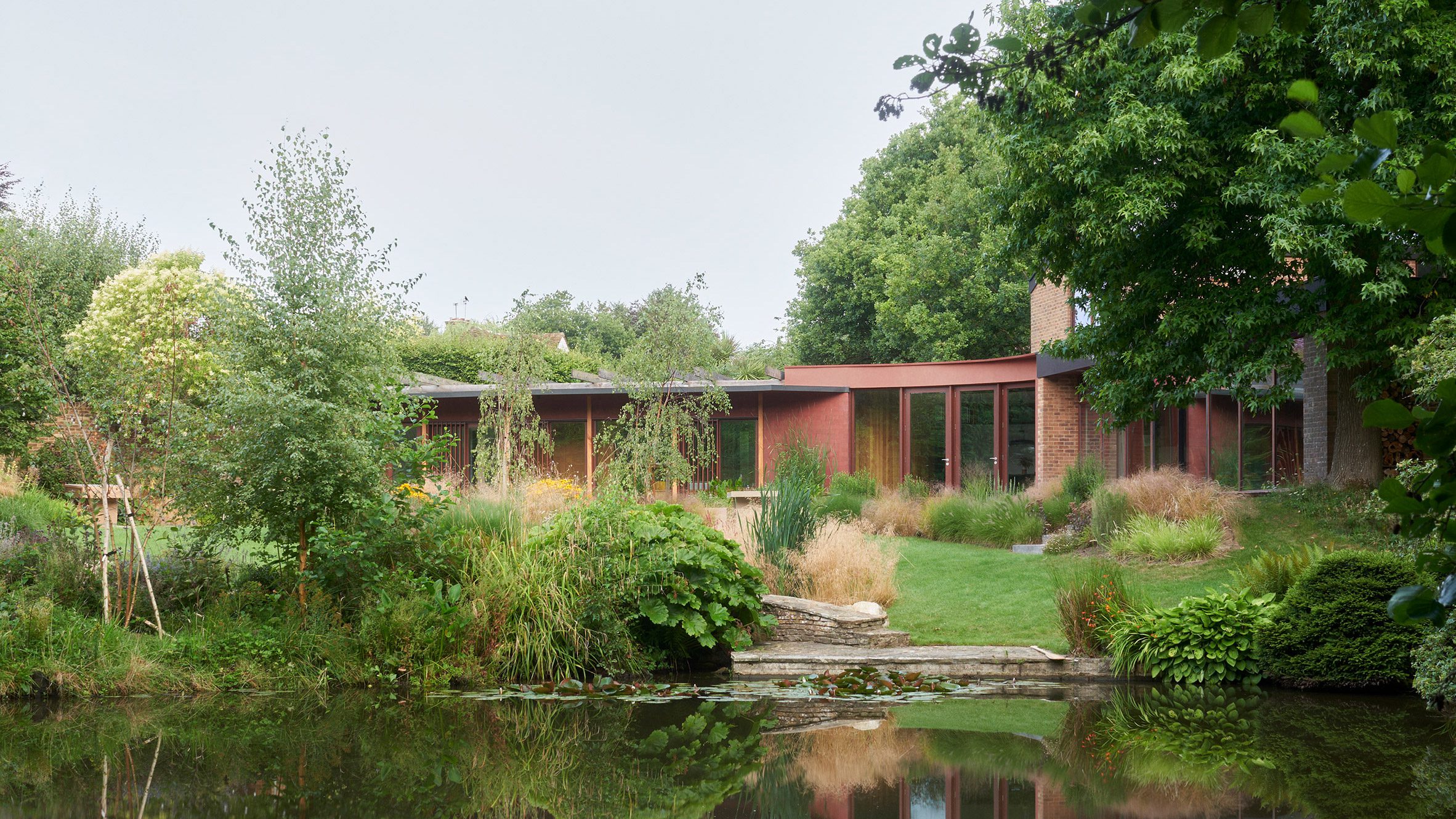 DeDraft atualiza a modernista TH Residence em East Sussex