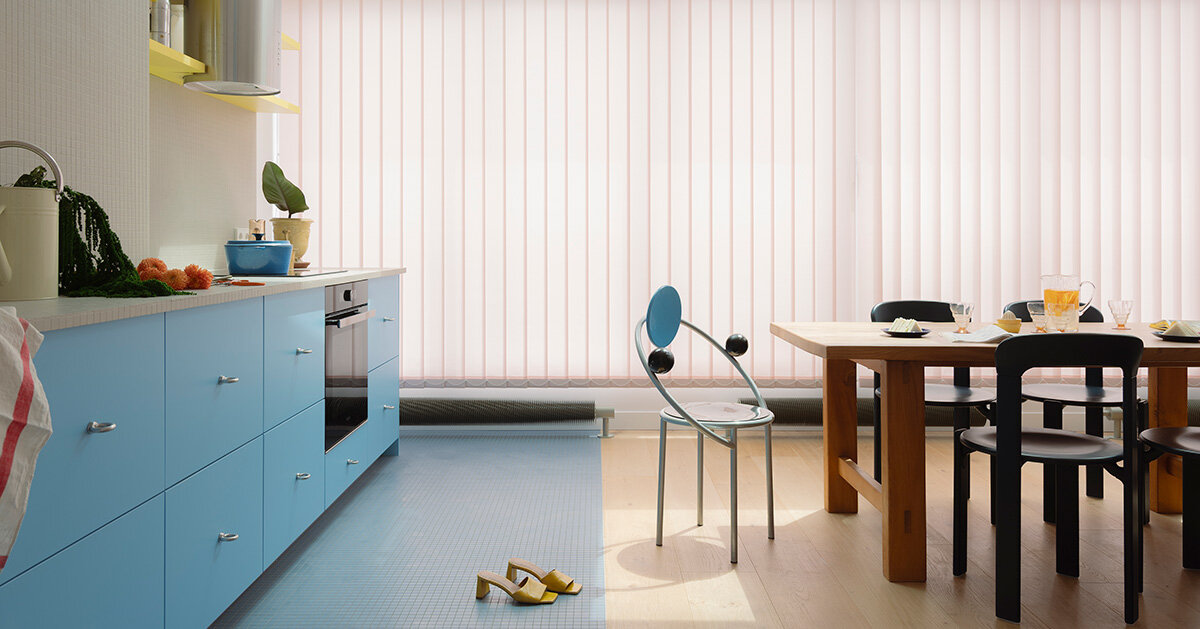 Acte Deux transforma apartamento de Paris em pista de natação colorida