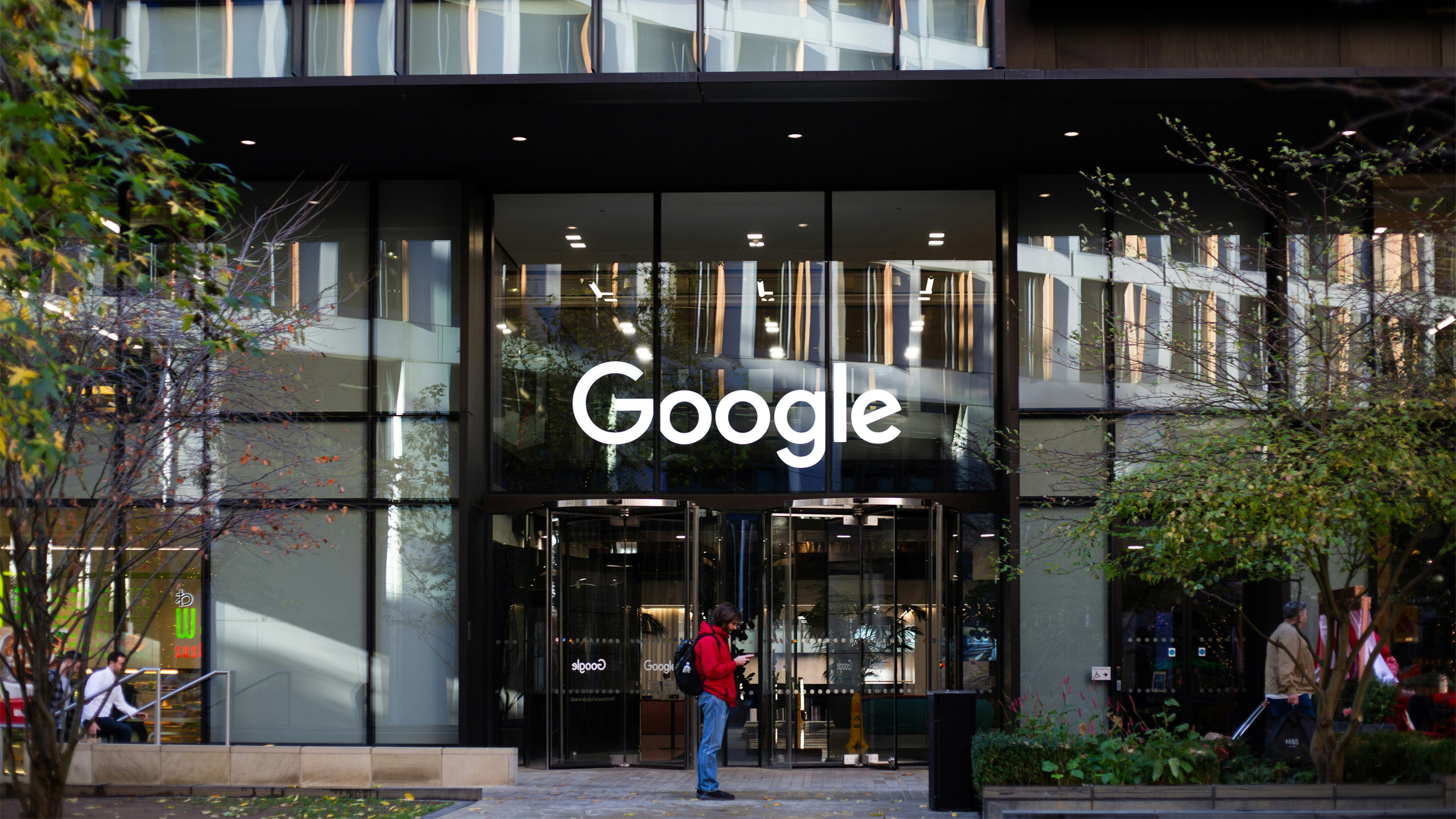 Governo do Reino Unido contrata Google para desenvolver ferramenta de planejamento de IA