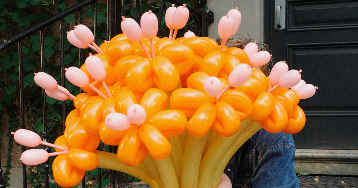 Os balões de flores biodegradáveis ​​da Ballooms crescem a partir de látex natural