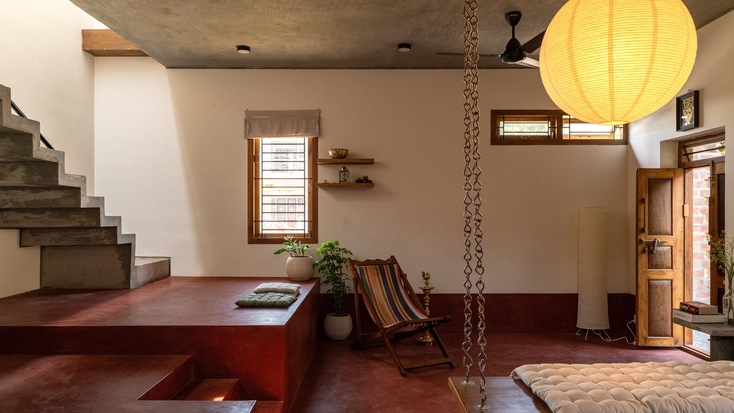 Madras Spaces reaproveita materiais para The Threshold House