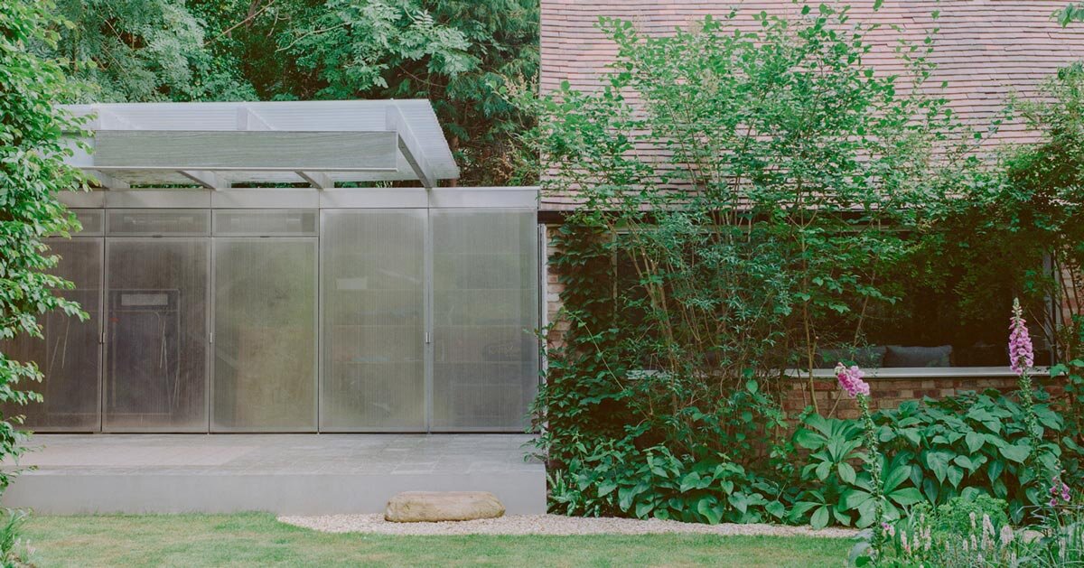 O pavilhão de Londres de Neiheiser Argyros combina armário de armazenamento e cobertura de jardim