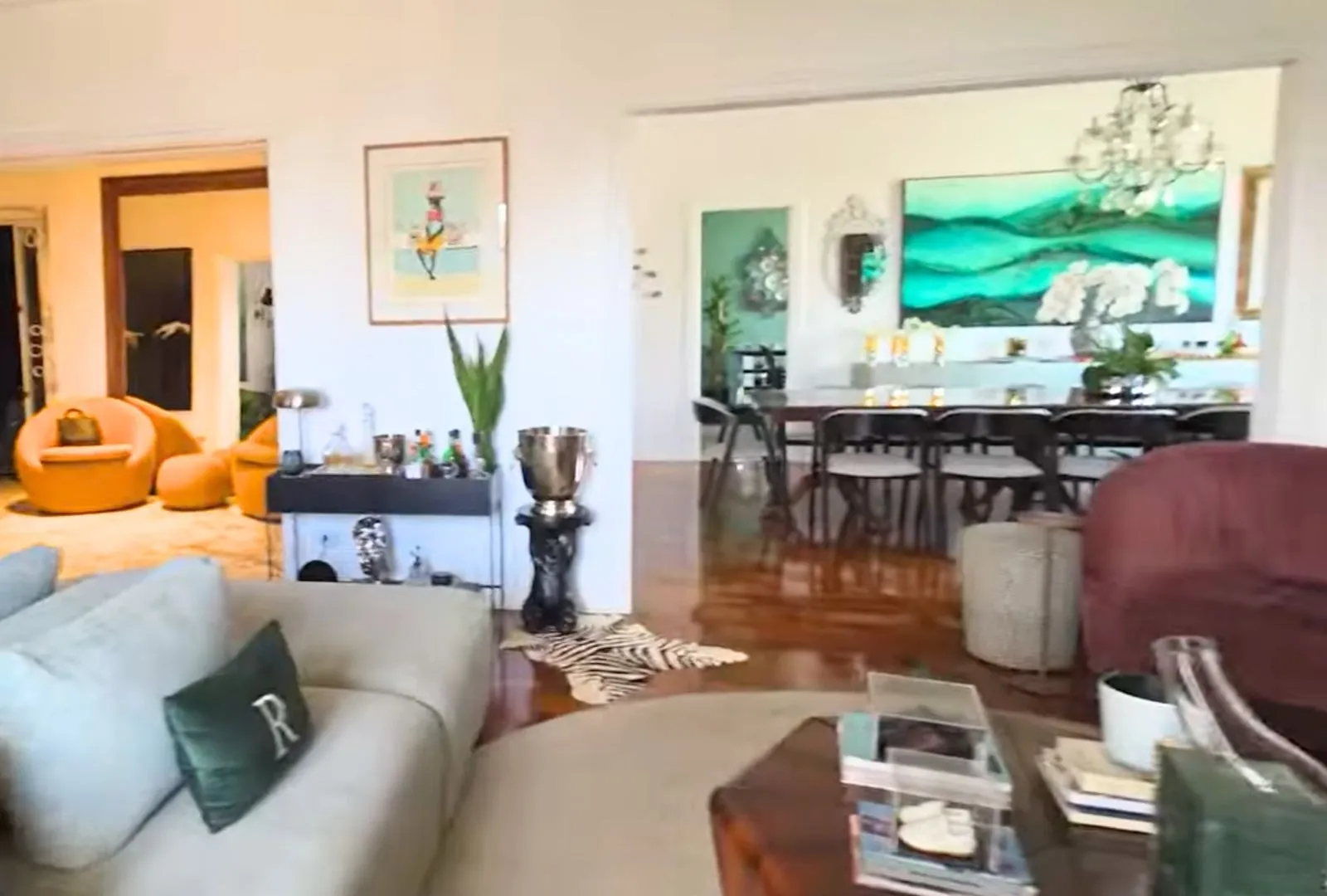 Apartamento no centro histórico de São Paulo com muita personalidade