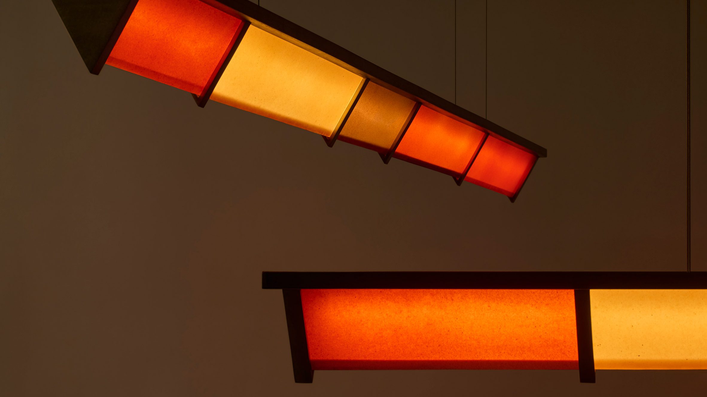 Móveis e iluminação favoritos de Dezeen em março