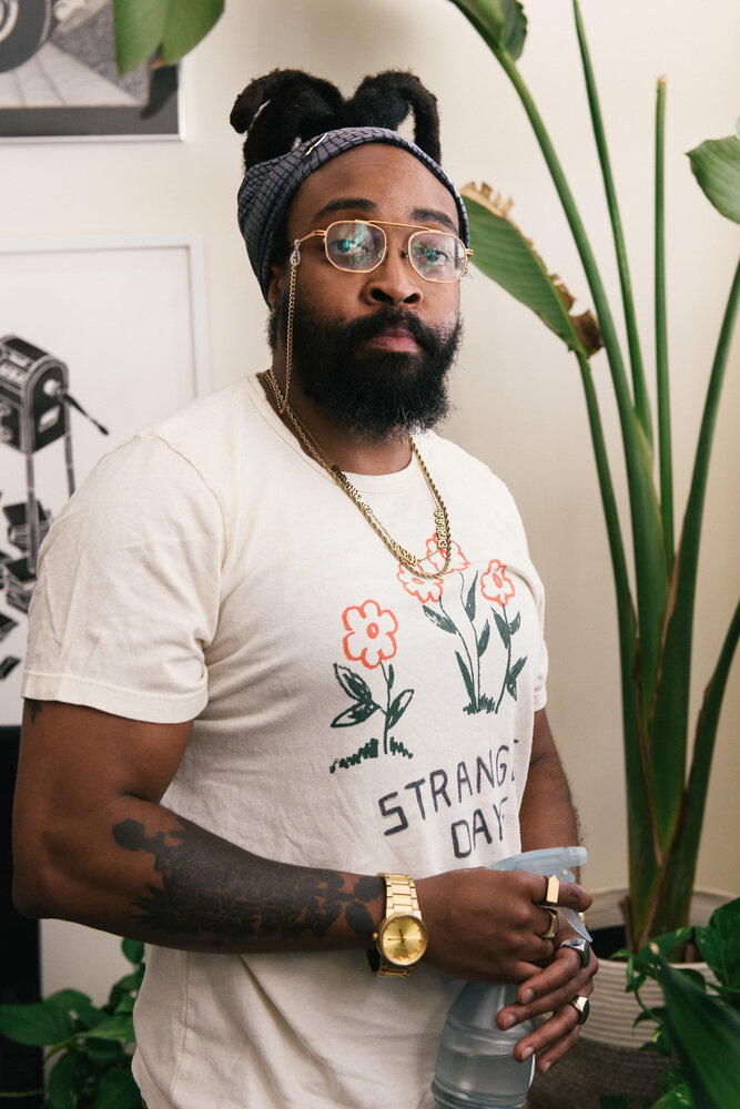 olalekan jeyifous molda mundos paralelos com design especulativo