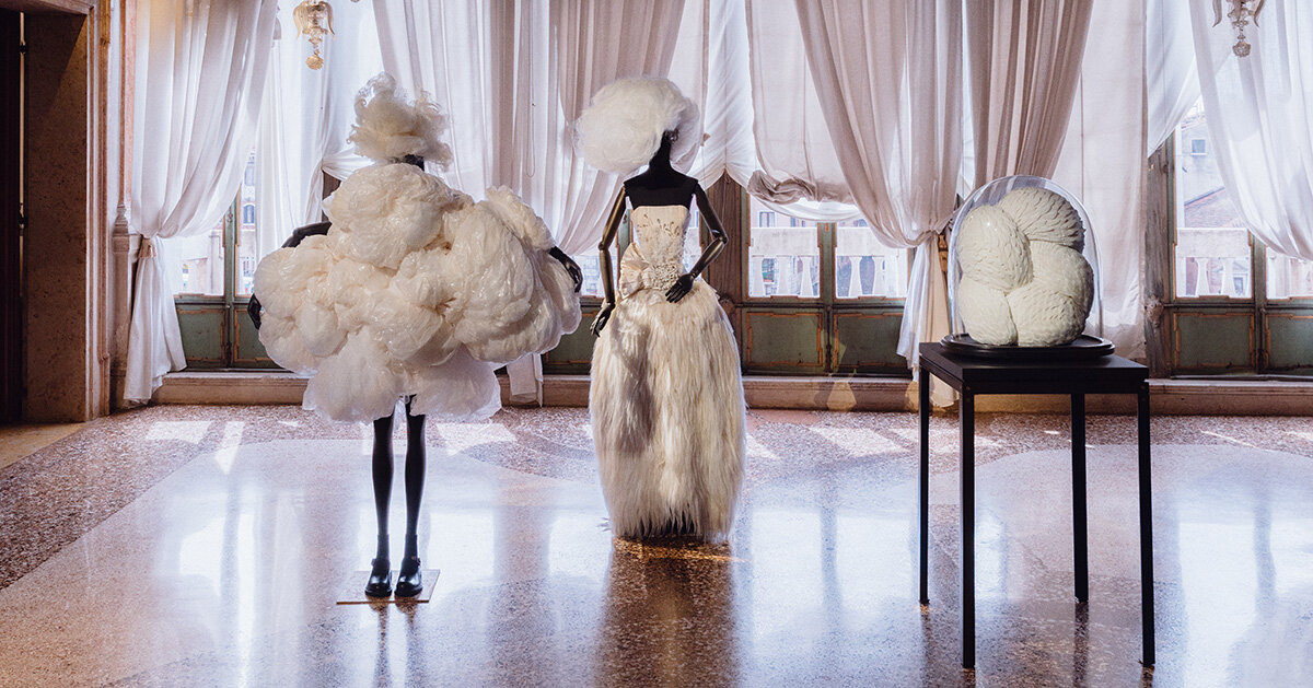 fondazione dries van noten abre com exposição inaugural no palazzo pisani moretta, veneza