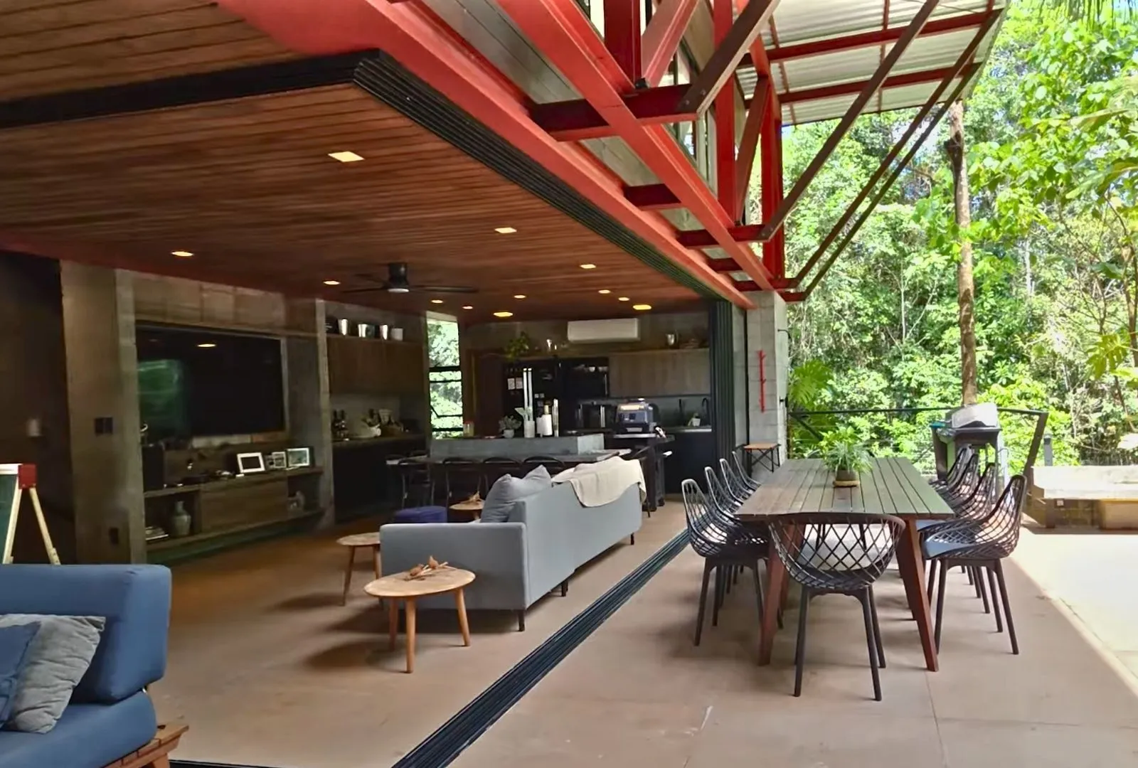 O encontro da arquitetura moderna com a essência da floresta amazônica